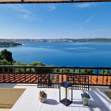 Panorama 2 * Trogir